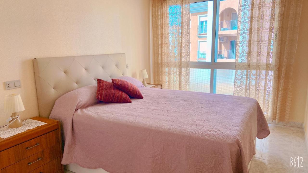 Beautiful Apartment Near Playa De Los Locos Torrevieja Bagian luar foto