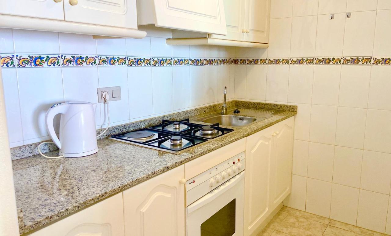 Beautiful Apartment Near Playa De Los Locos Torrevieja Bagian luar foto